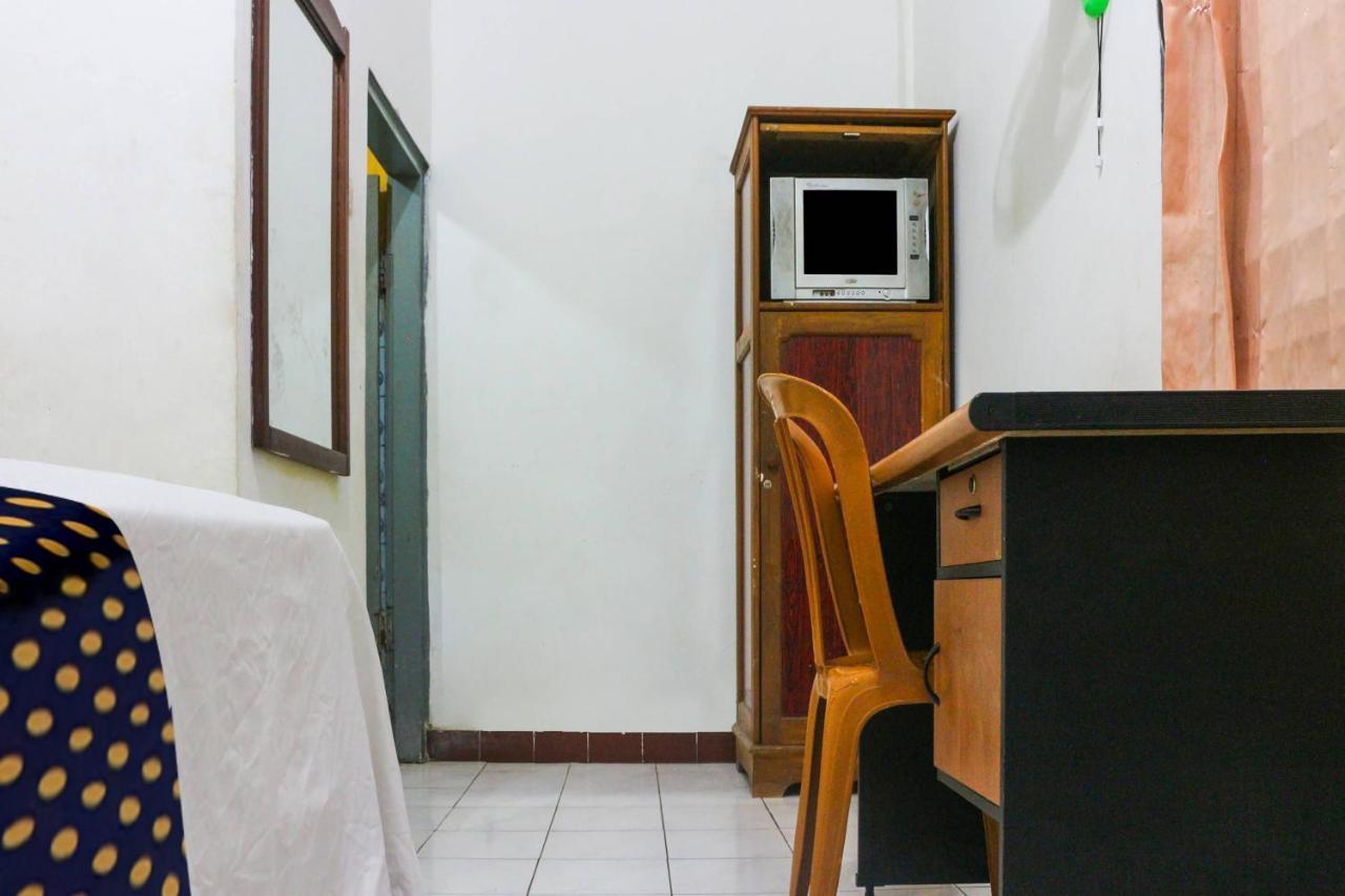 Spot On 91212 Hotel Kelimutu Kupang  Zewnętrze zdjęcie