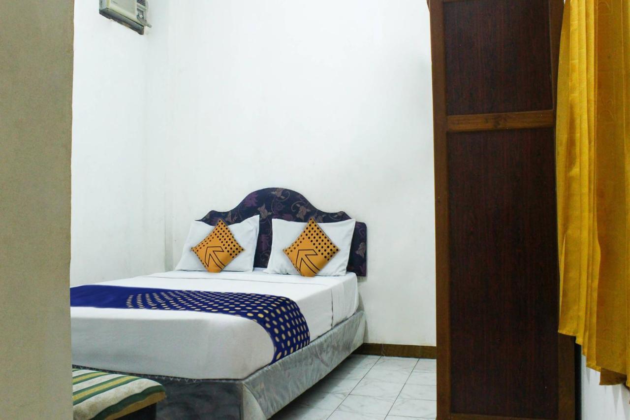 Spot On 91212 Hotel Kelimutu Kupang  Zewnętrze zdjęcie