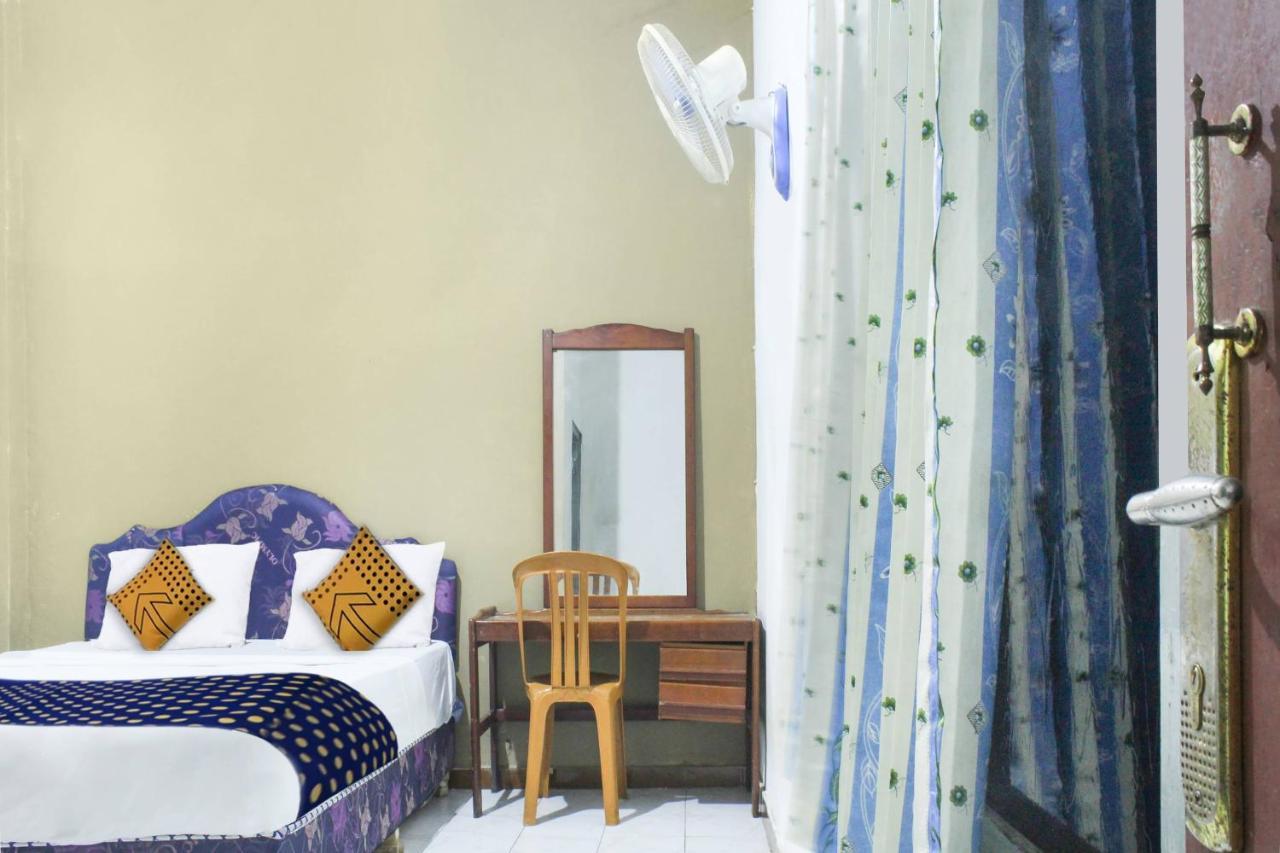 Spot On 91212 Hotel Kelimutu Kupang  Zewnętrze zdjęcie